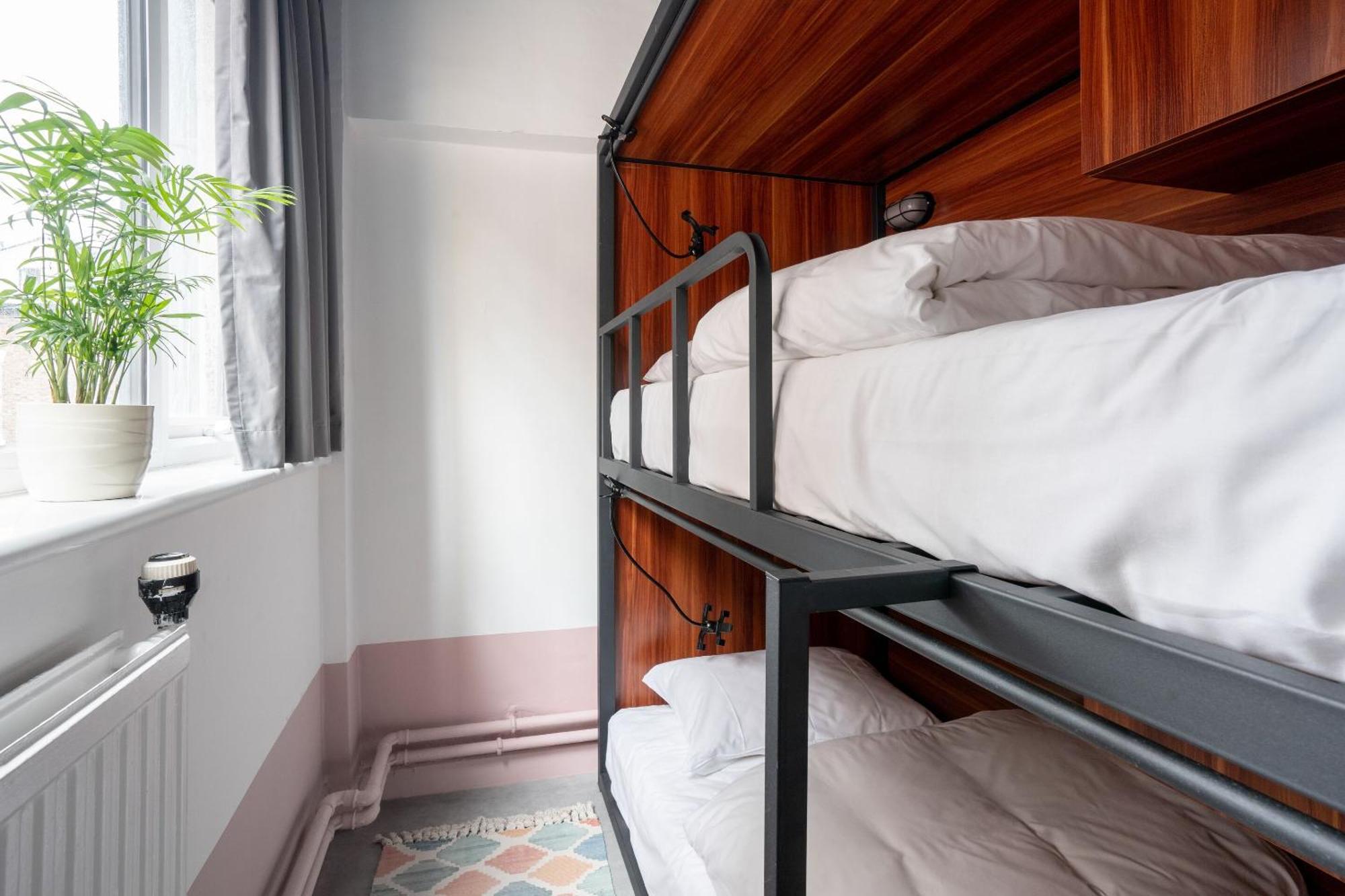 Ph Hostel Liverpool Bagian luar foto