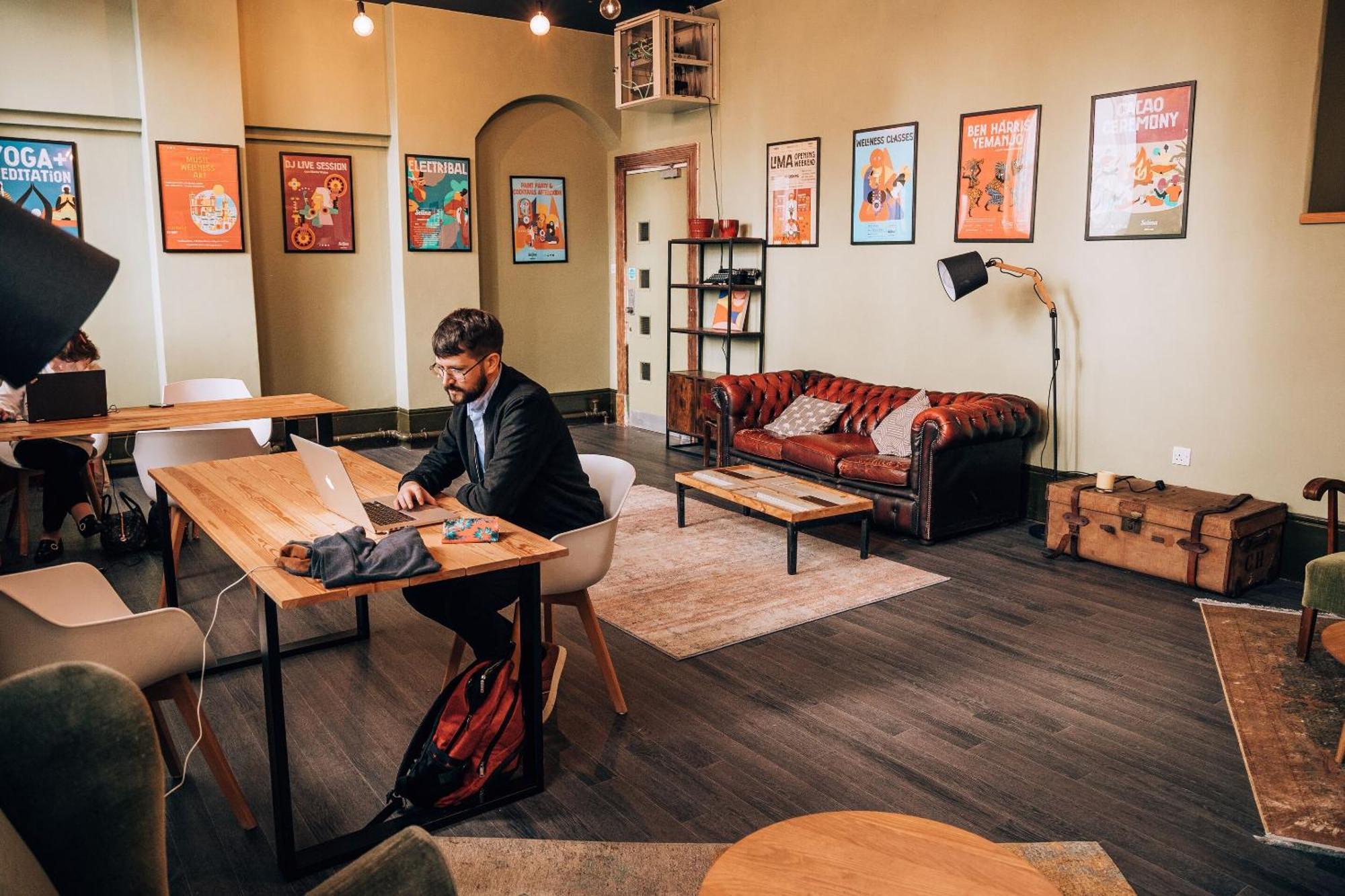 Ph Hostel Liverpool Bagian luar foto