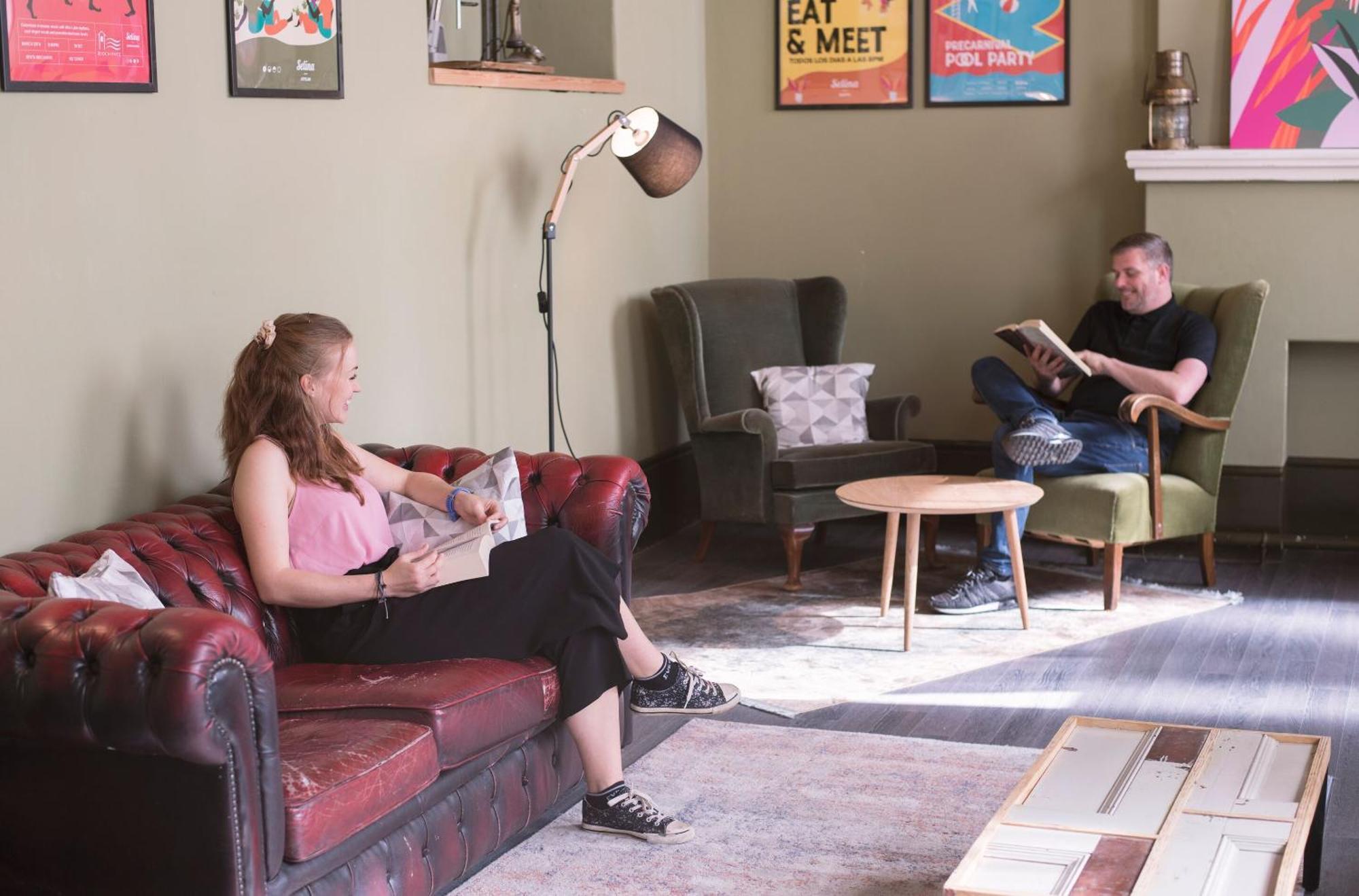 Ph Hostel Liverpool Bagian luar foto